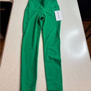 Athleta Vibrant Green Leggings XS NWT